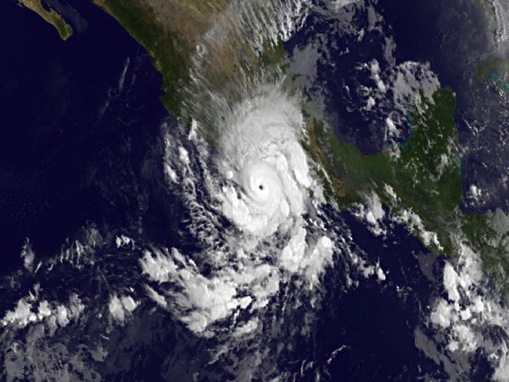 Hurricane Raymond Seen from Space (Satellite Photos)